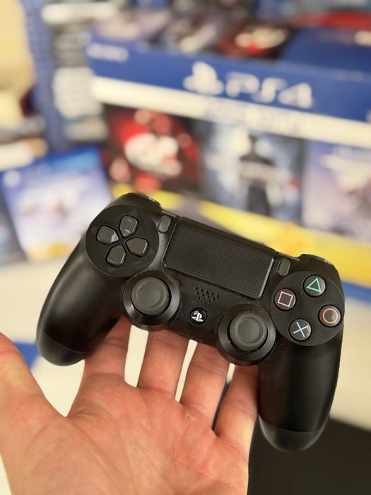 Playstation 4 slim 500gb стан нового + повний заводський комплект