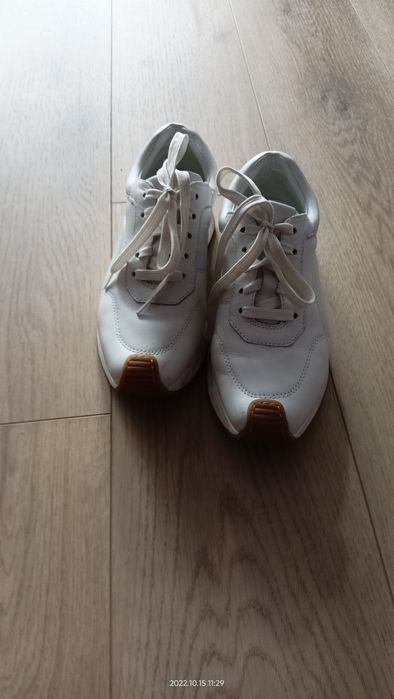 Sneakersy, białe, Gino Rossi, skórzane. Rozmiar 37, stan idealny.