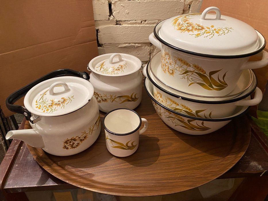 Продам новый набор эмалированной посуды!