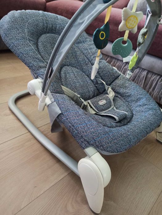 Шезлонг крісло гойдалка Chicco Hoopla