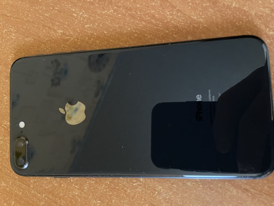 Iphone 8 +  256гб