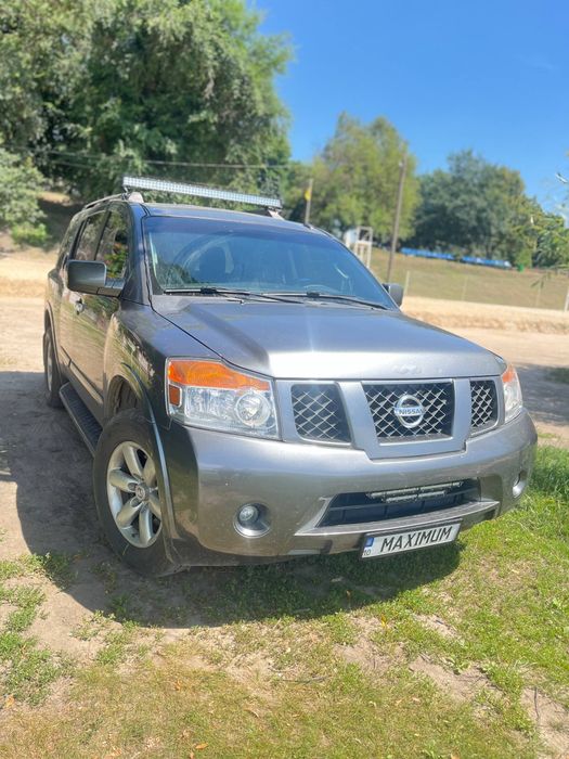 Продам Nissan Armada
