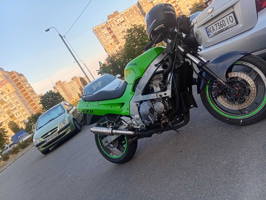 Продам мотоцикл Kawasaki ZZR 600 ! без торга!!!