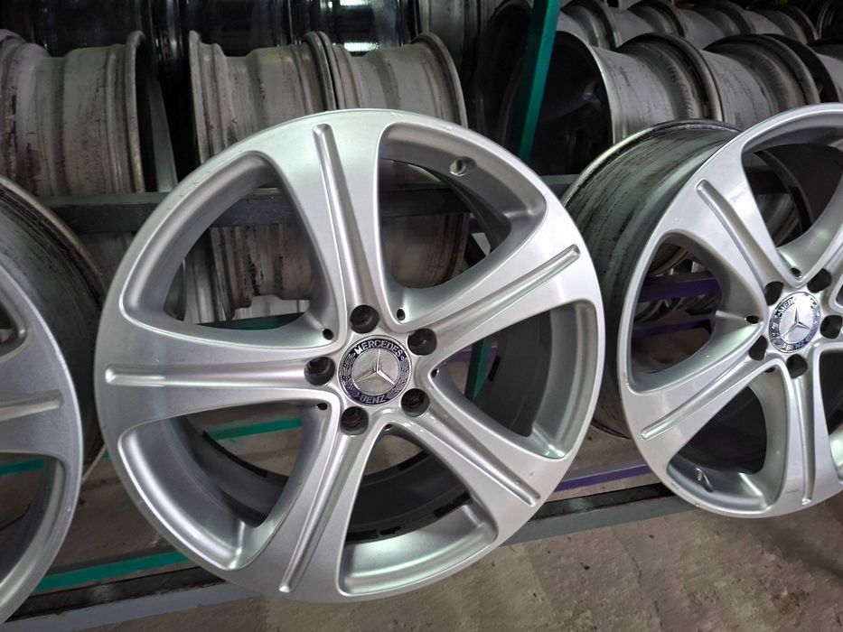 Оригінальні диски Mersedes W-213 5/112 R18 8J ET43.