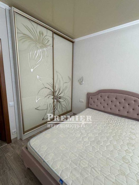 Шикарная квартира в Новом доме на Таирова