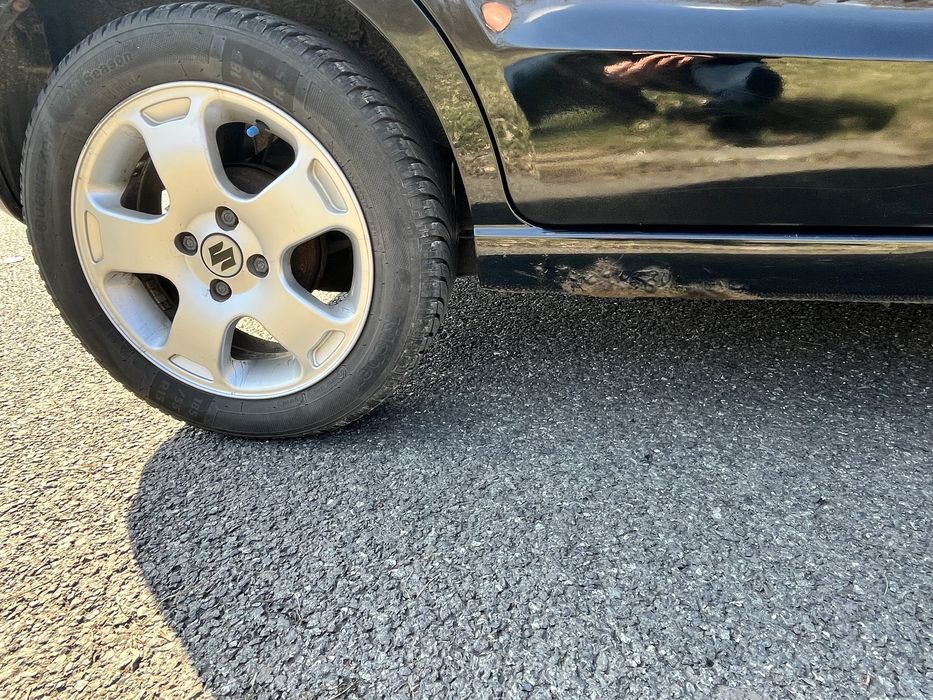 samochód Suzuki Alto