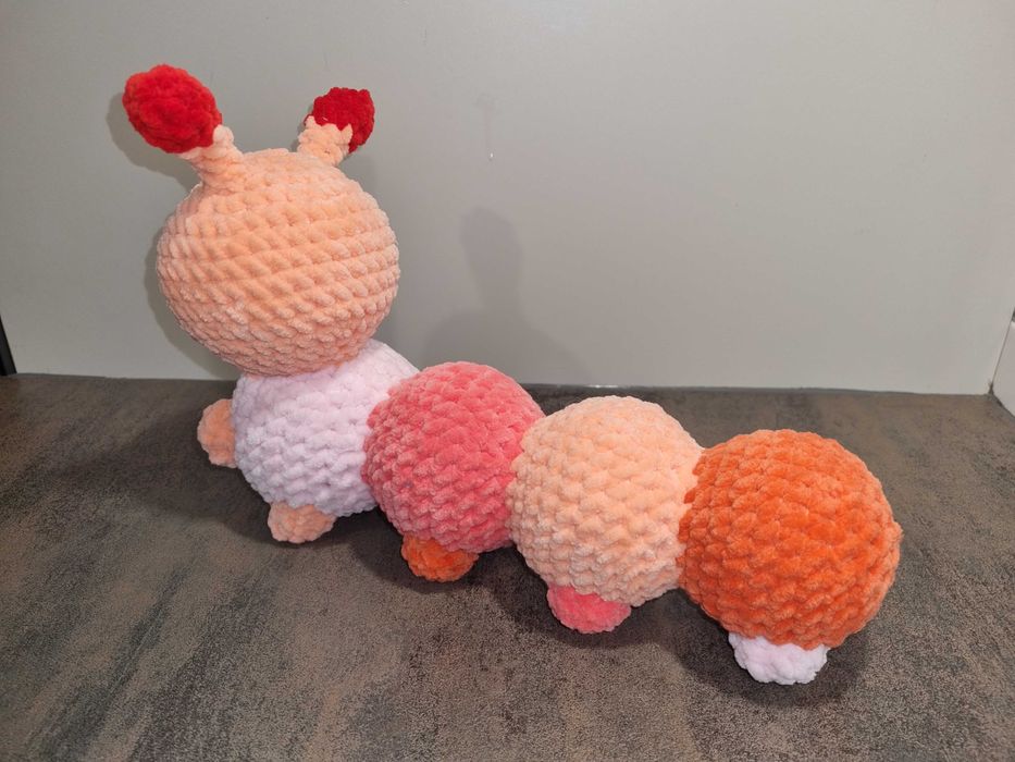 Gasienica na szydełku, przytulanka, pluszak, handmade