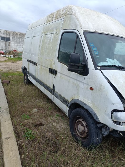 Renault master 2000€