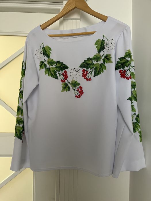 Вишиванка бісером жіноча р.48 нова/ручна робота/
