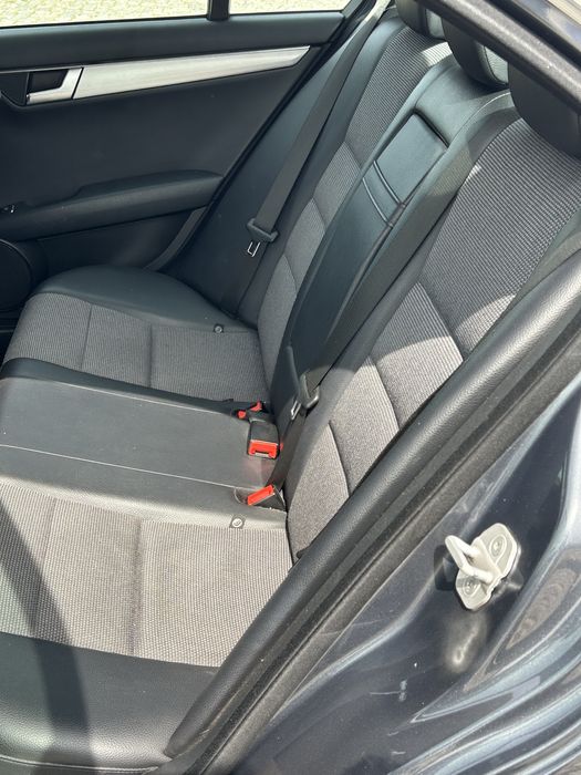 Mercedes c250 2004cv