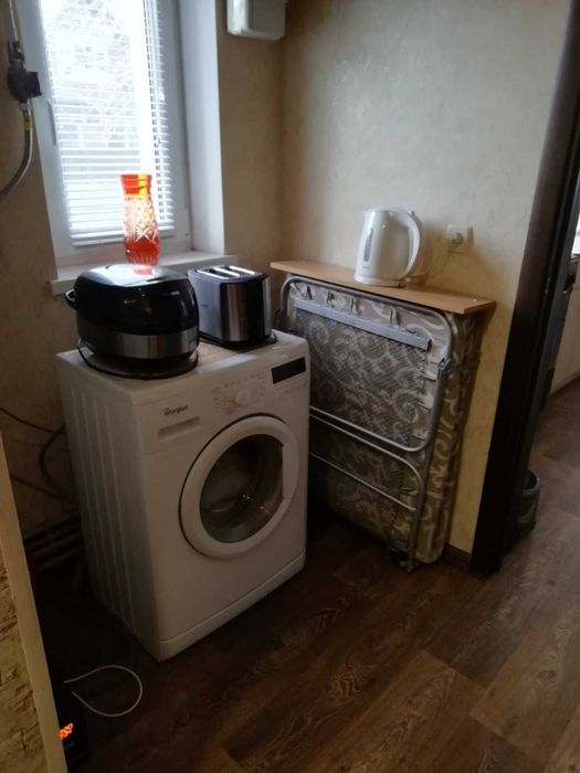 Продам часть дома, в Центре, ул Покровская р-не 5 школы.