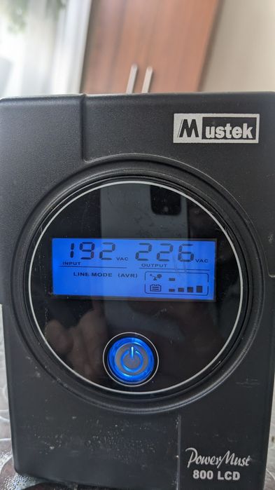 Powermust 800 lcd (без АКБ)