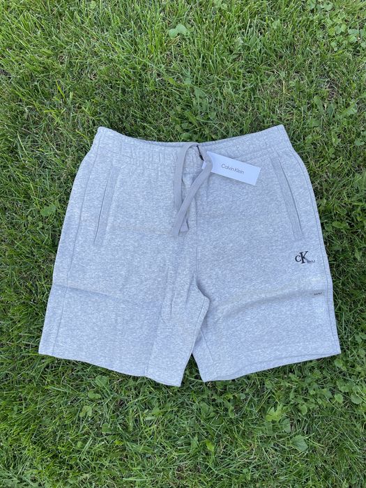 Новые шорты calvin klein (ck grey fleece shorts) с америки 34(L)