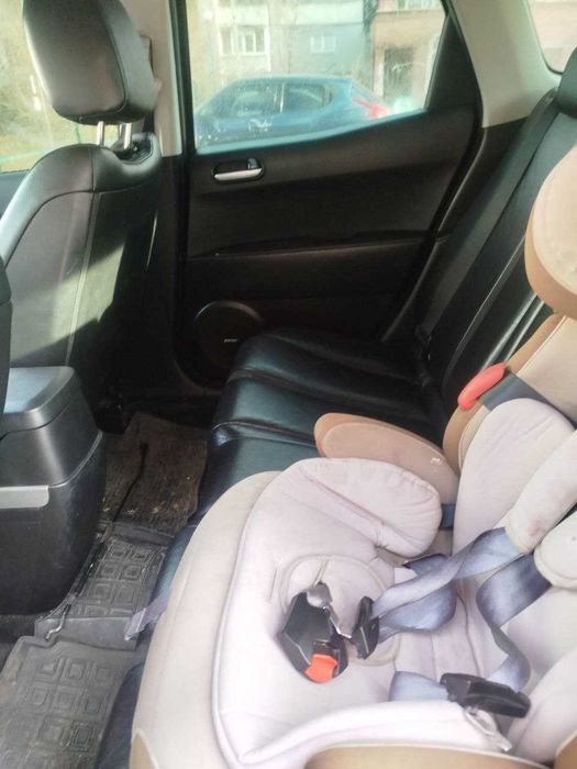 Продам Mazda CX-7