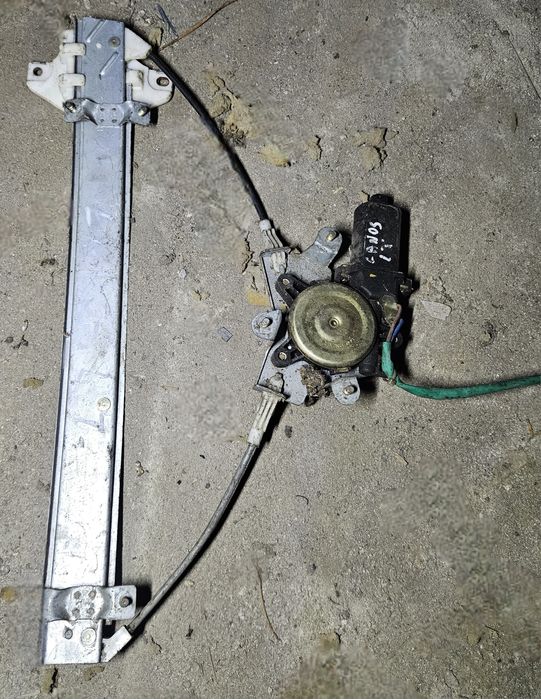 Daewoo Lanos tylny lewy podnośnik szyby elektryczny