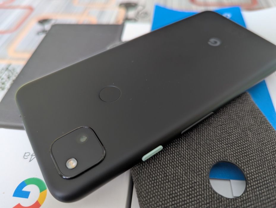 ІДЕАЛ Google Pixel 4a4G 6-128Gb Just Black/Neverlock/2-Sim/NFC/АКБ 100