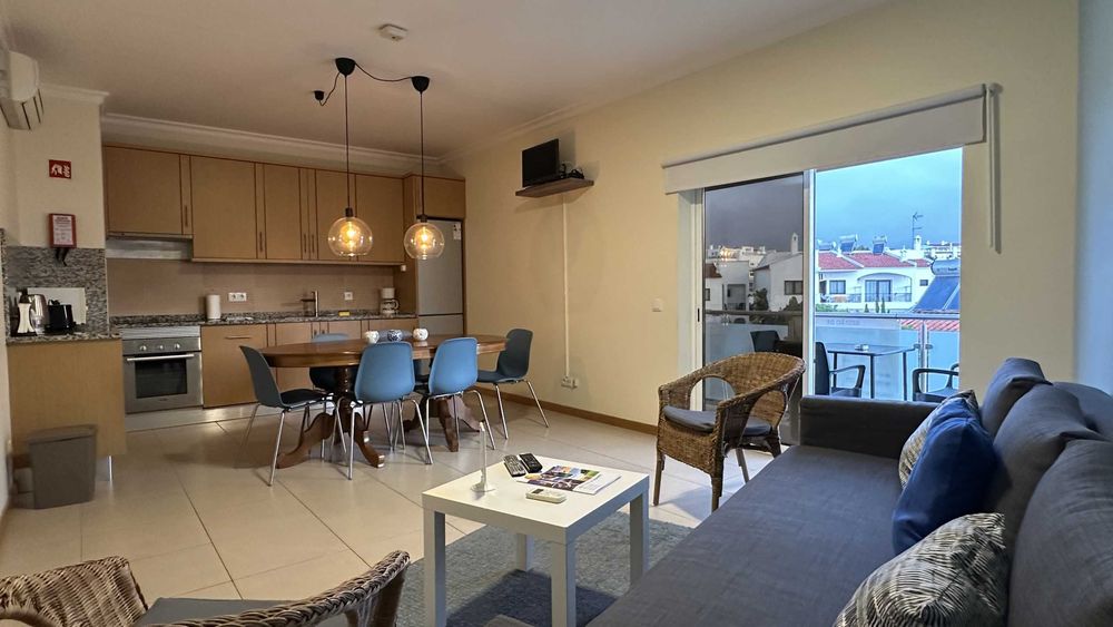 Predio Oura Albufeira com Rendimento