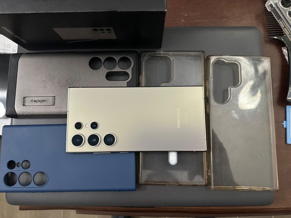 Samsung S24 ultra 12/256GB impecável com extras