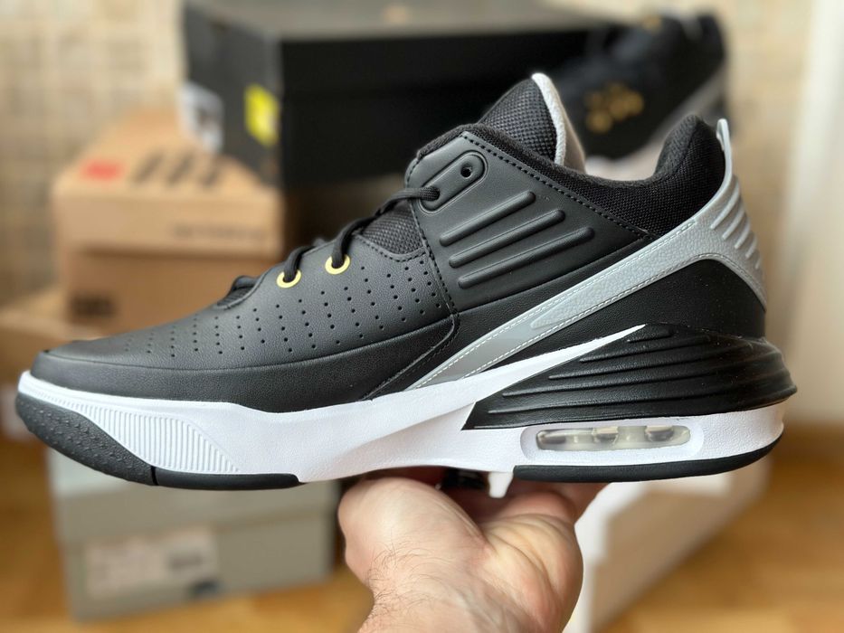 Кросівки Jordan Max Aura 5 DZ4353-017