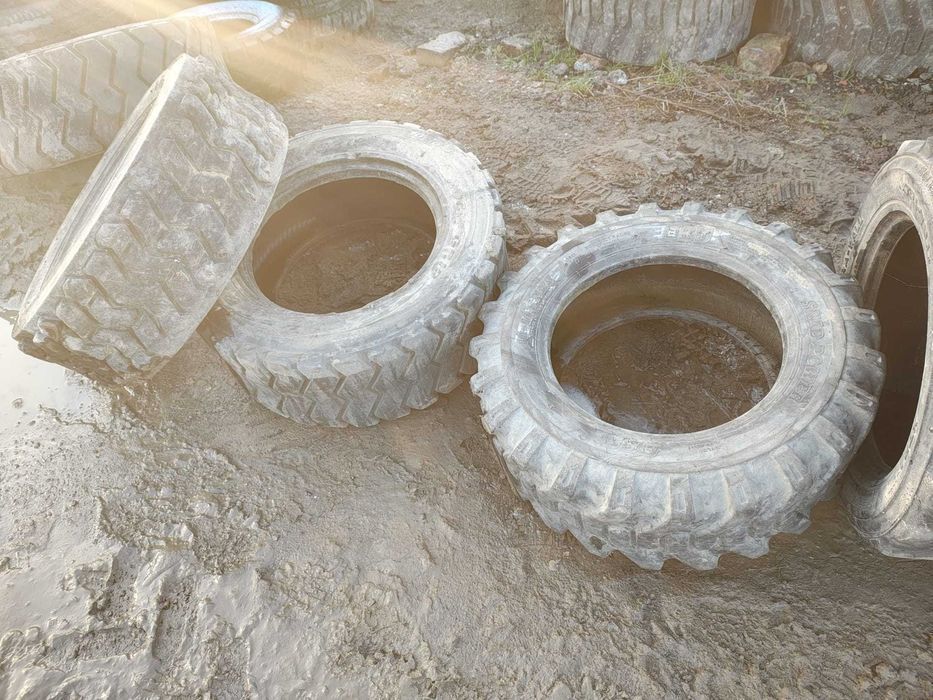Opony przemysłowe 10-16.5 BKT ładowarka Bobcat JCB robot Gehl