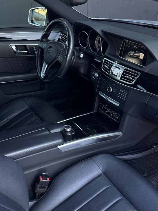Mercedes-Benz E250 4 Matic
