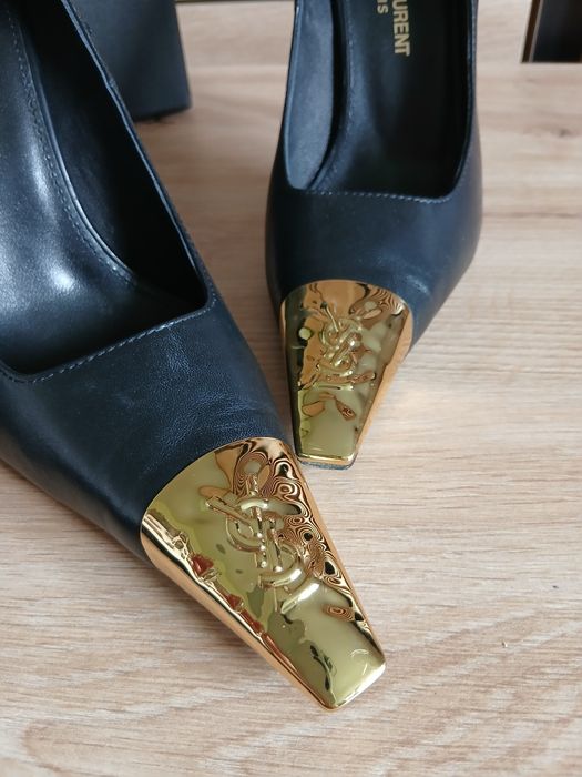 Buty na obcasie Saint Laurent