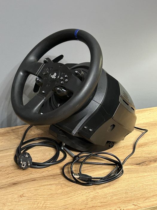 Kierownica thrustmaster t300