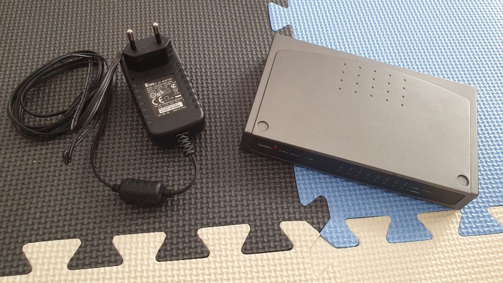 Genius GS4080SE 8-Port N-Way Switch
