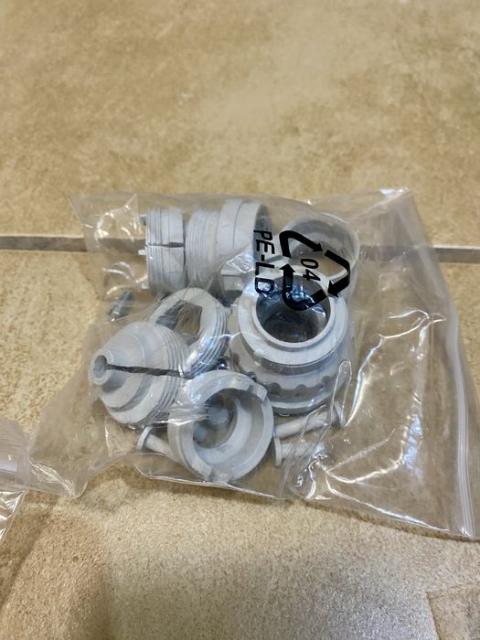 Przejściówki adaptery na termoregulatory grzejnika – 4 komplety