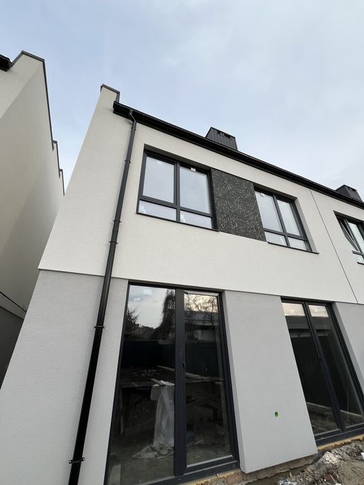 Продаж ДУПЛЕКСА 160м2 в центрі міста! вул. Височана!