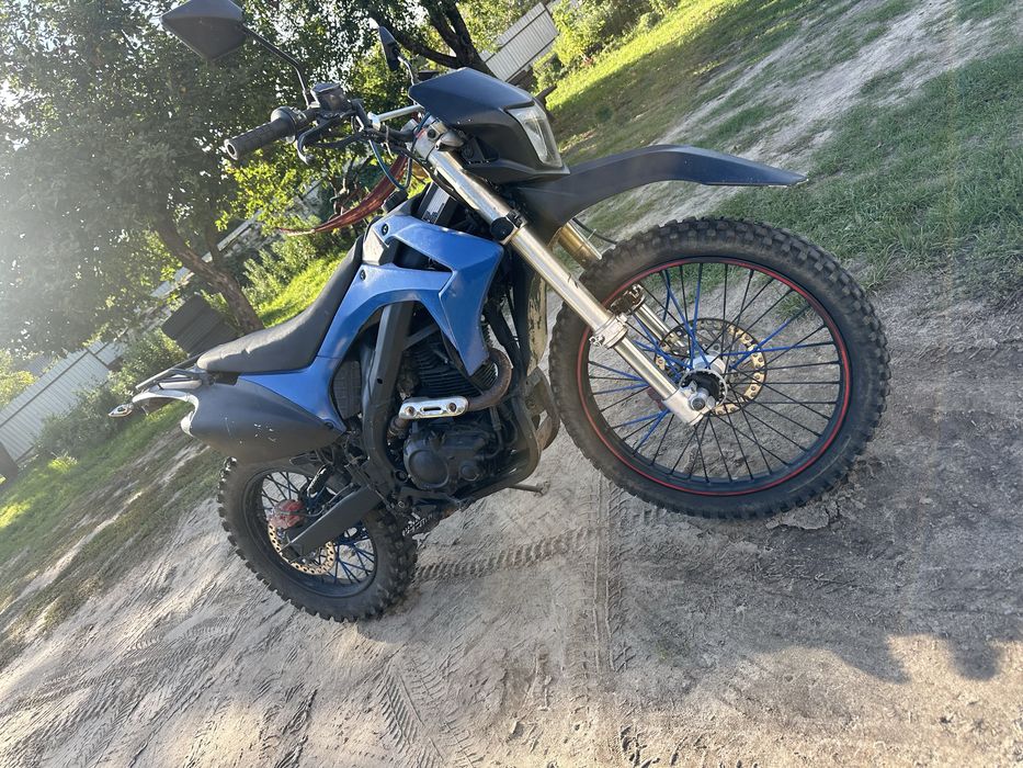 Продам Hornet 250 .