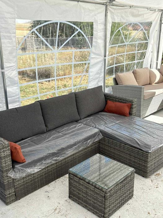SOFÁ E MESA DE CENTRO EM PROMOÇÃO