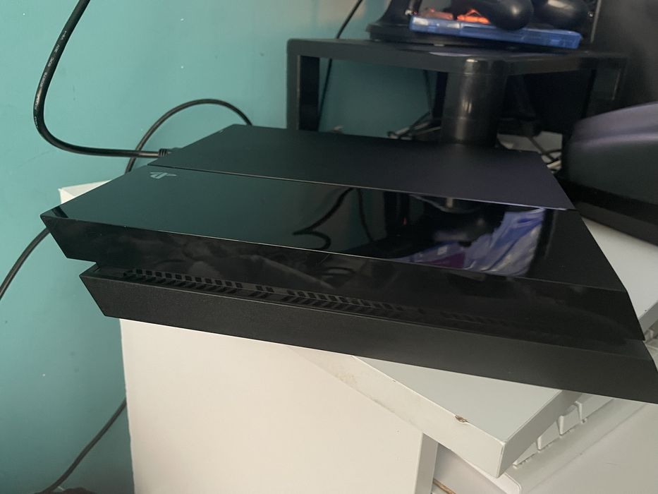 Playstation 4 Fat