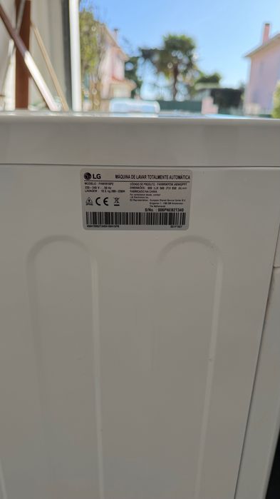 Máquina de Lavar Roupa LG Direct Drive 10.5kg – Classe A+++