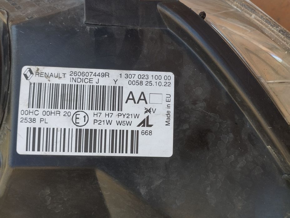 Продам Фару Renault Megane