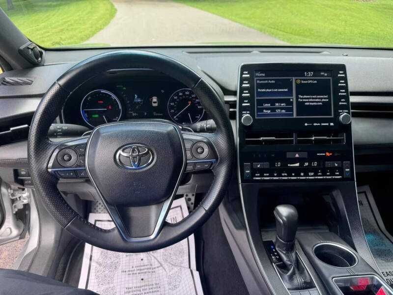 2019 Toyota Avalon Hybrid