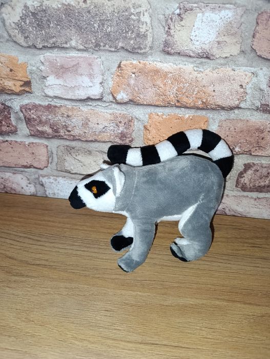 Maskotka lemur kata jak nowa