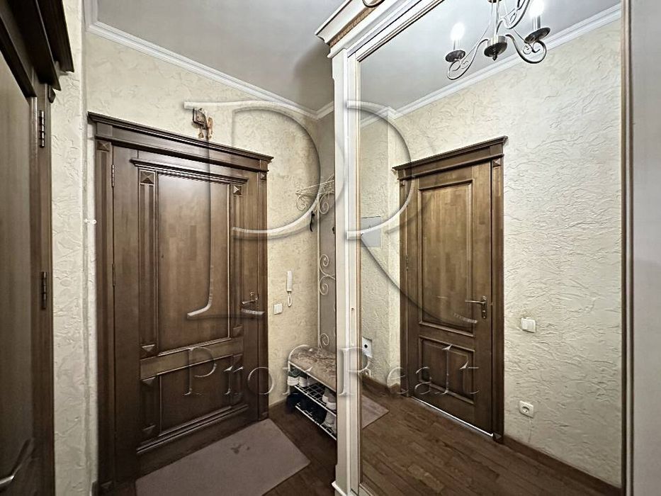 Продаж 1 кімн. ЖК Комфорт Таун