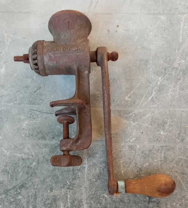Moedor de carne manual (vintage)