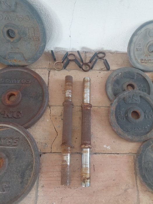 Conjunto musculação – 110 kg + barras e acessórios