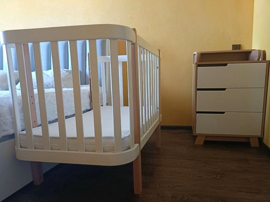 Продам дитяче ліжечко фірми "Верес Монако"