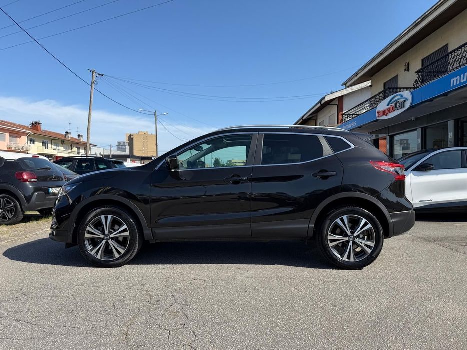 Nissan Qashqai 1.5 dCi N-Connecta J18