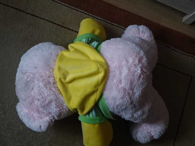 Duże , pluszowe maskotki dla dziecka .