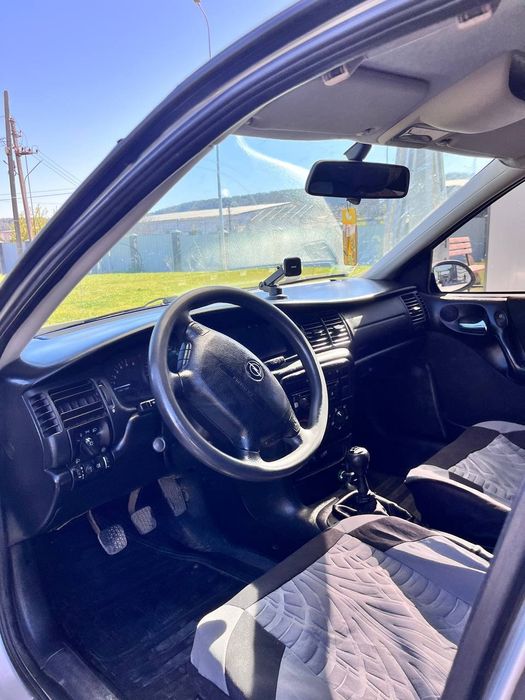 Opel vectra B 2.0 D