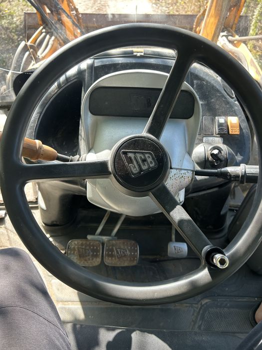 Jcb 3CX 2005 гарний стан