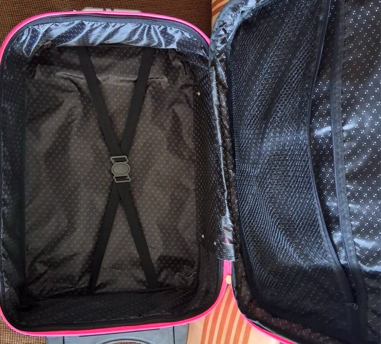 Mala de viagem rosa