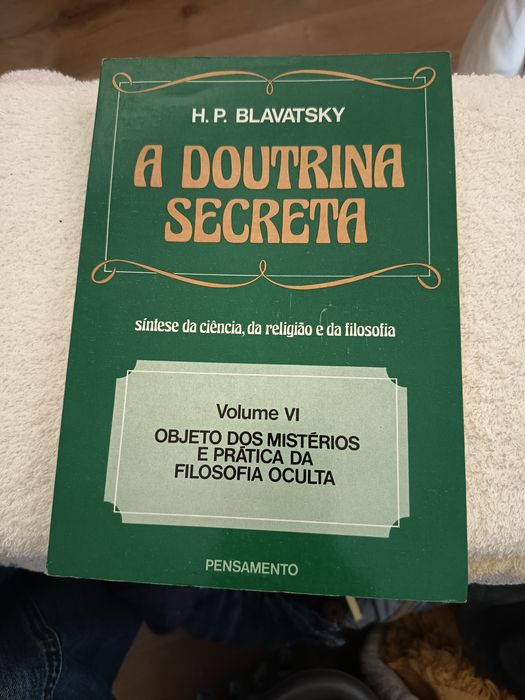 Vários livros Esotéricos (valores variáveis)
