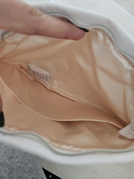 Lancome absolue biala kosmetyczka duża