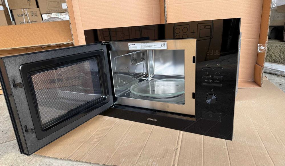 Вбудовувана мікрохвильова піч Gorenje BM251SG2BG