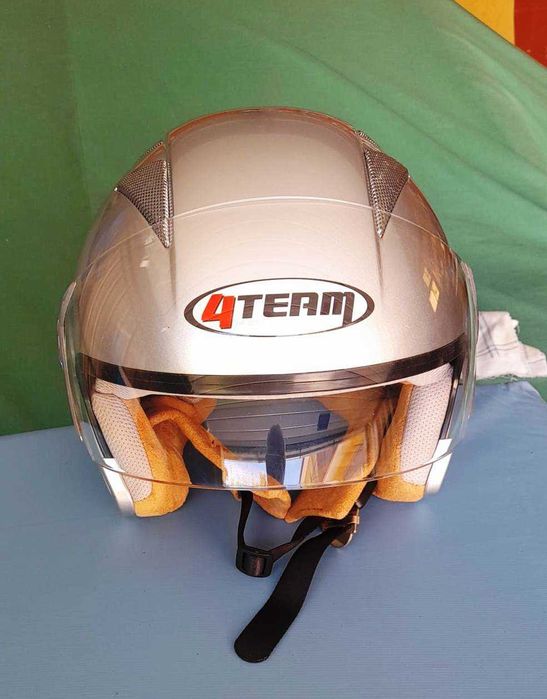 Capacete (para mota)